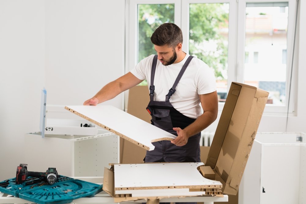 Carpenter Services Control Service in Air india staff colony